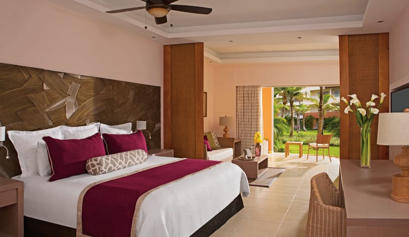 Secrets Royal Beach-Junior Suite Tropical view_4849